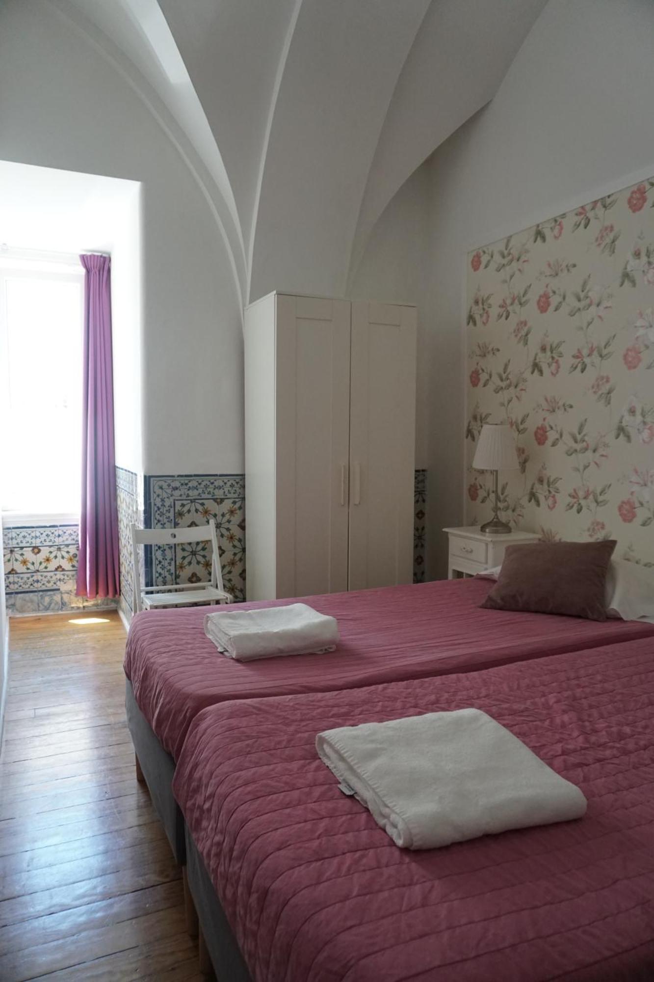 Lost Inn Lisbon Hostel Bagian luar foto