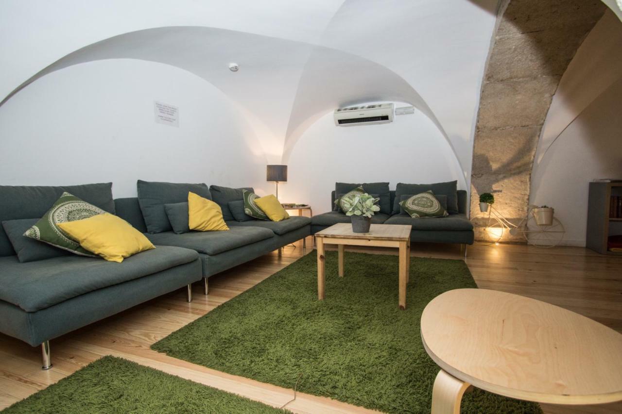 Lost Inn Lisbon Hostel Bagian luar foto