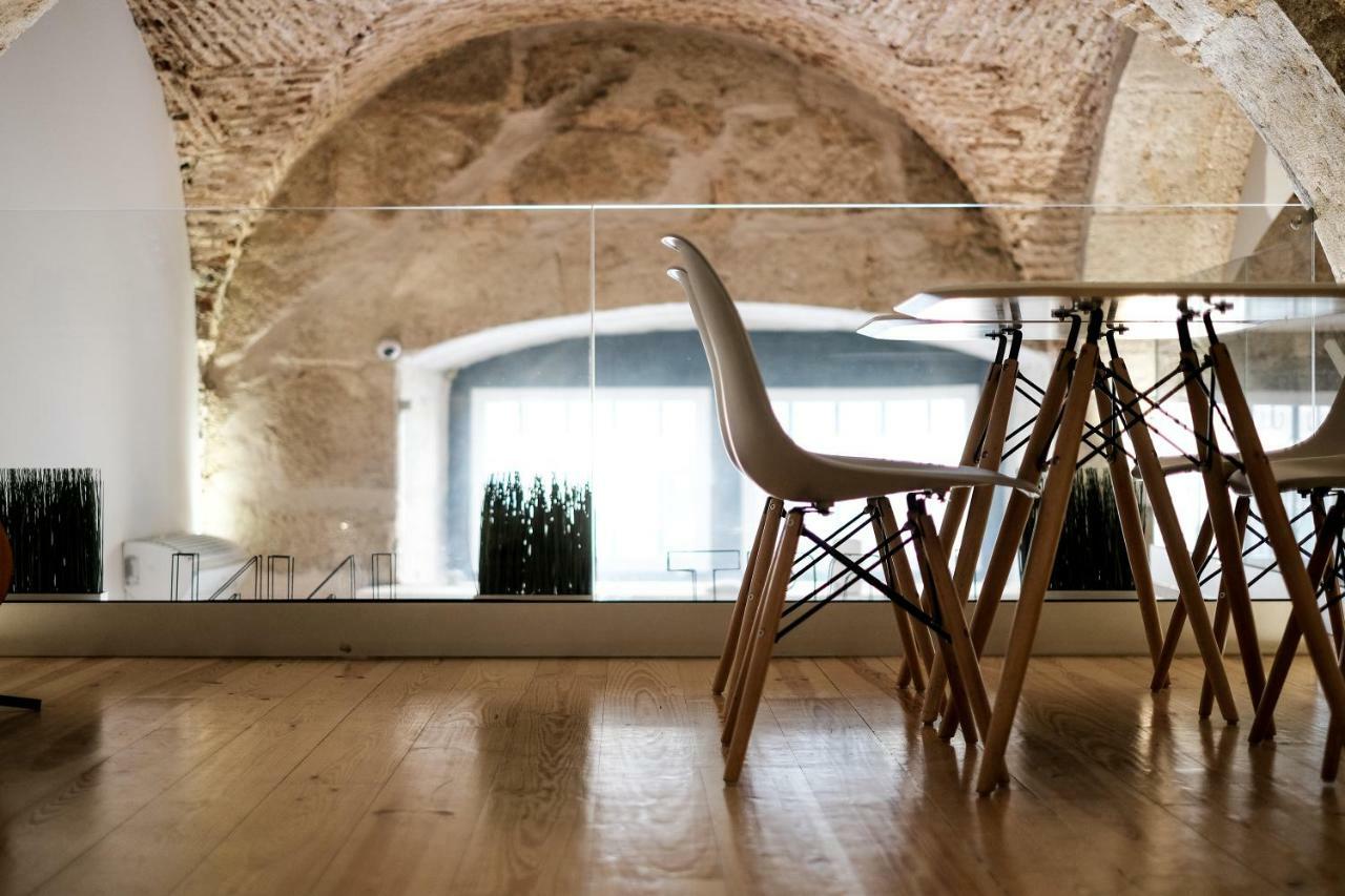 Lost Inn Lisbon Hostel Bagian luar foto
