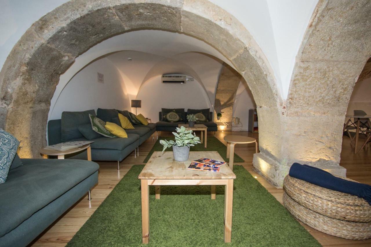Lost Inn Lisbon Hostel Bagian luar foto